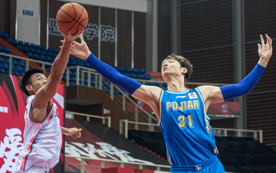 关于连胜势头难挡！棒球豪取十连胜的信息