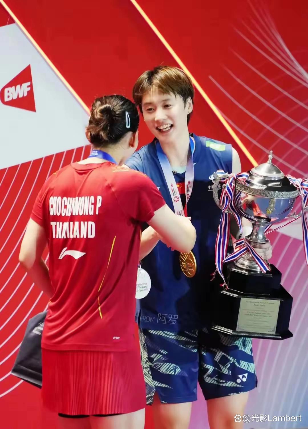 韩国队横扫丹麦队，陈雨菲带队取胜