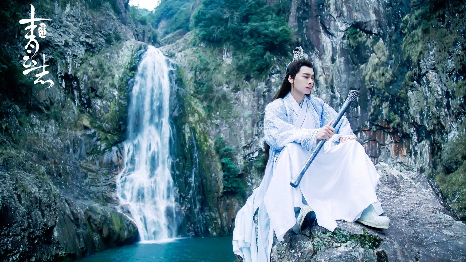 开云体育在线-当绿茵场遇上硬木地板，焦点战中的战术交响