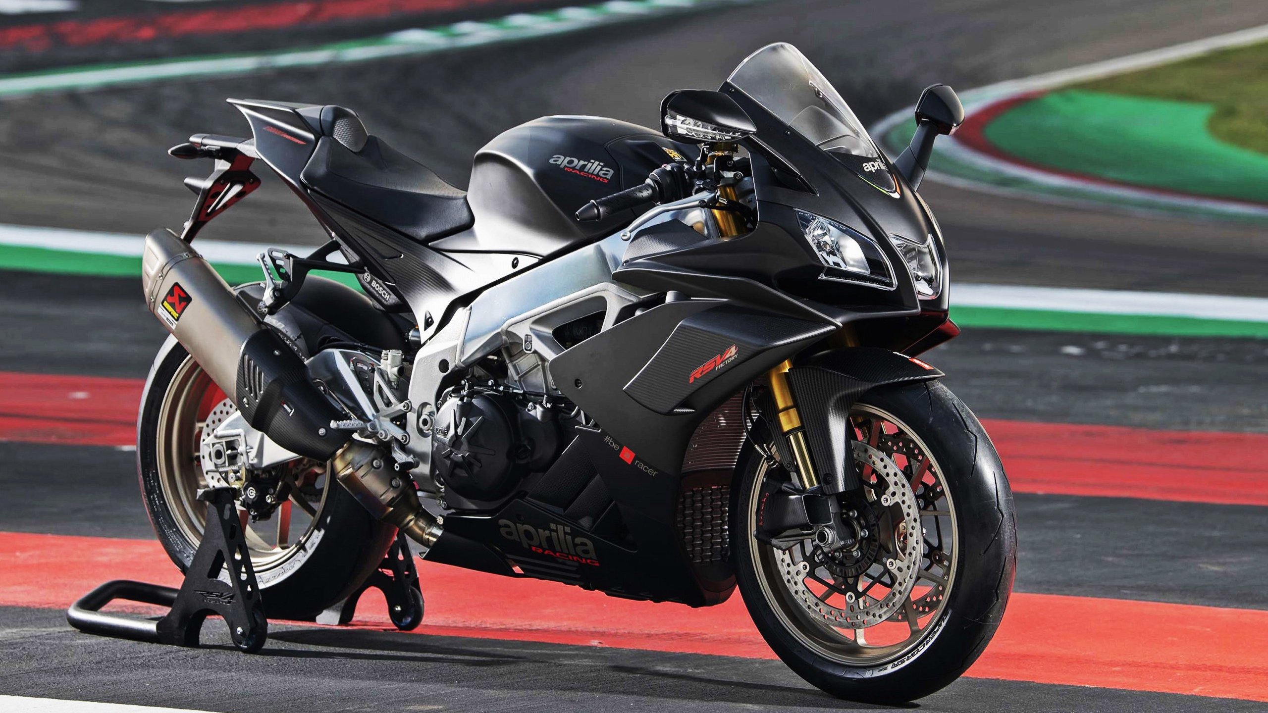 开云体育在线-双线战报，金玟哉个人秀与几内亚团队火力压制厄瓜多尔