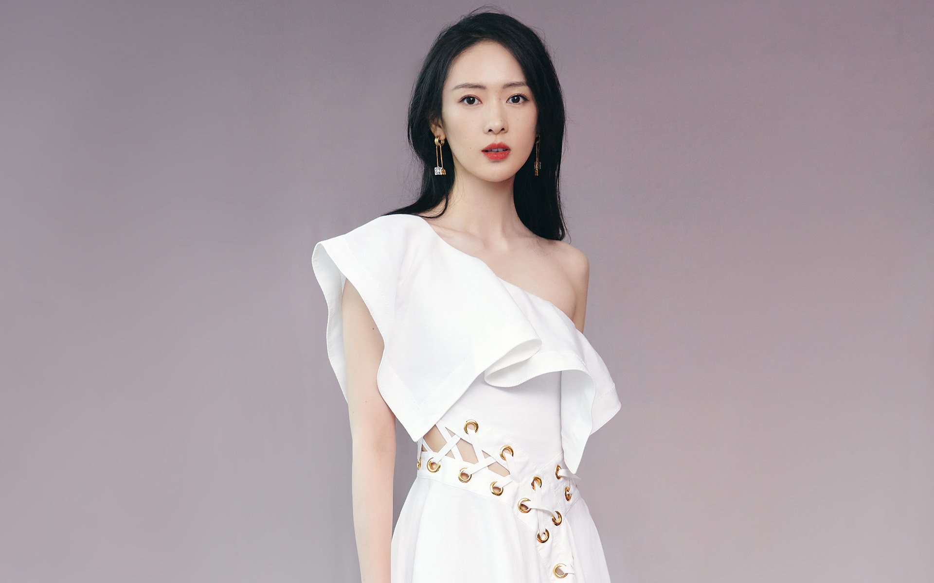 救赎之夜，莱万与马赛的双星照亮欧战征途