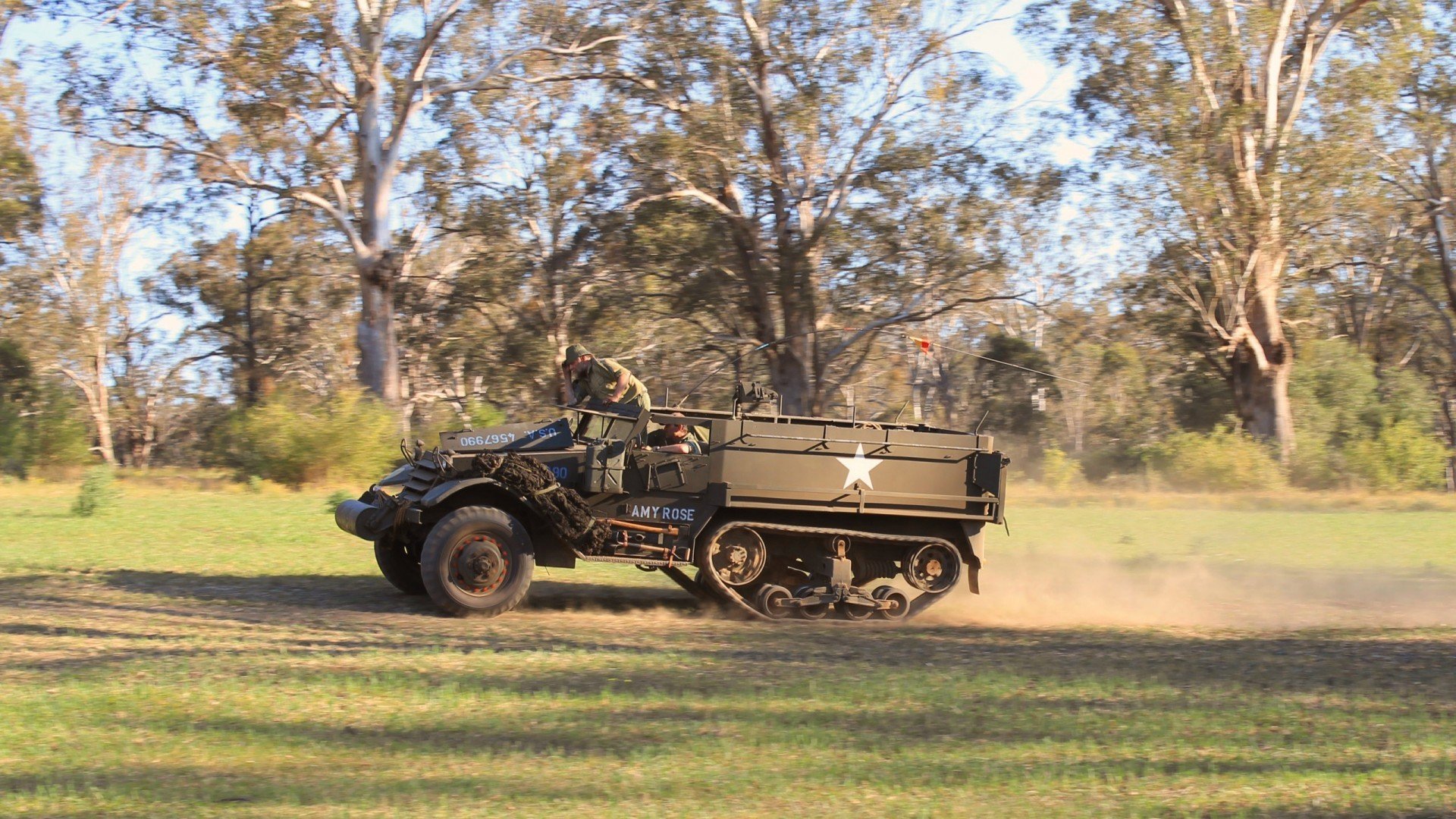 开云体育在线-双线叙事，当波兰的铜墙铁壁映衬佩德里的天才闪光—现代足球的终极命题
