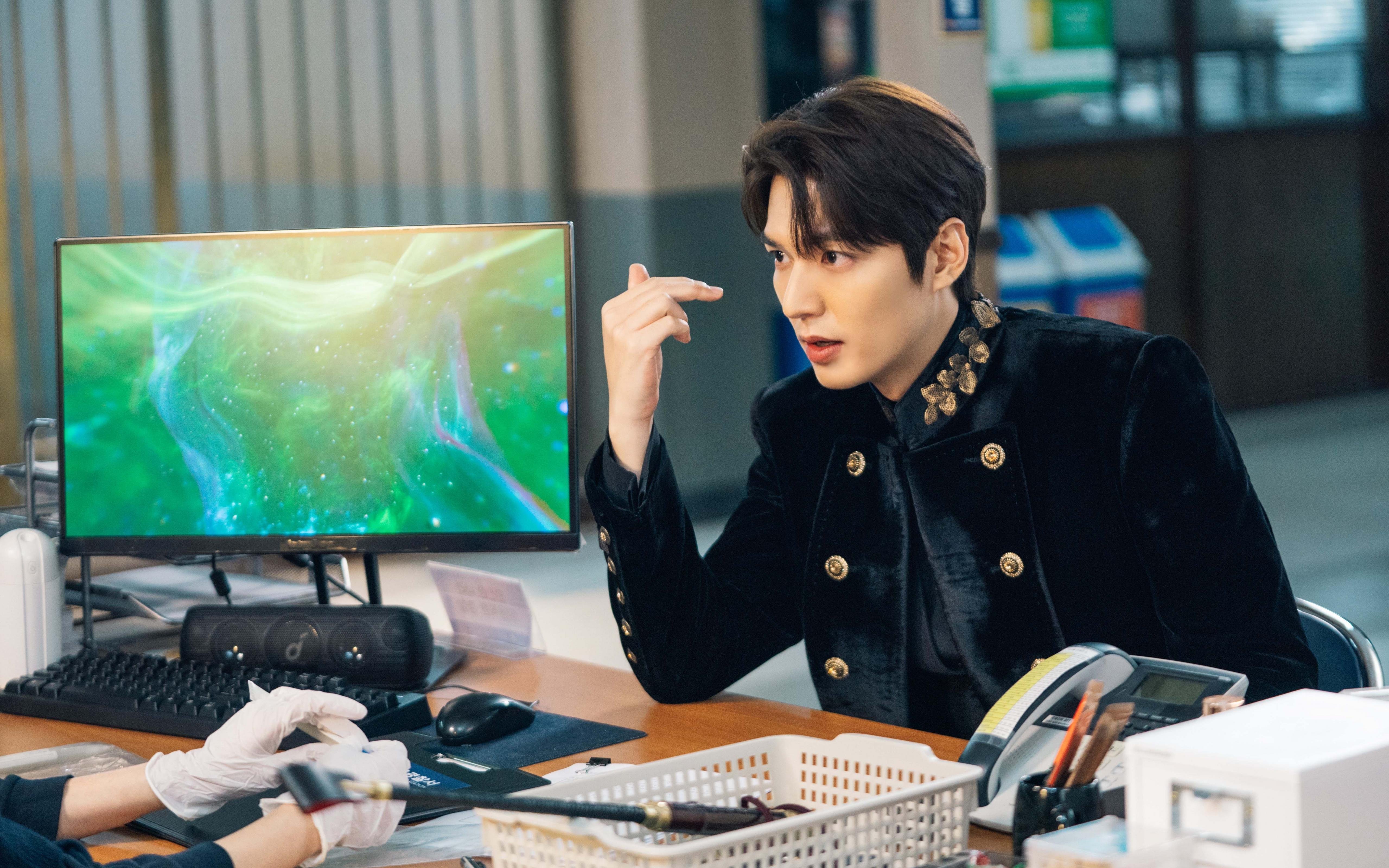 哈登的背影与东方的镜像，两场胜利，同一种赛场哲学