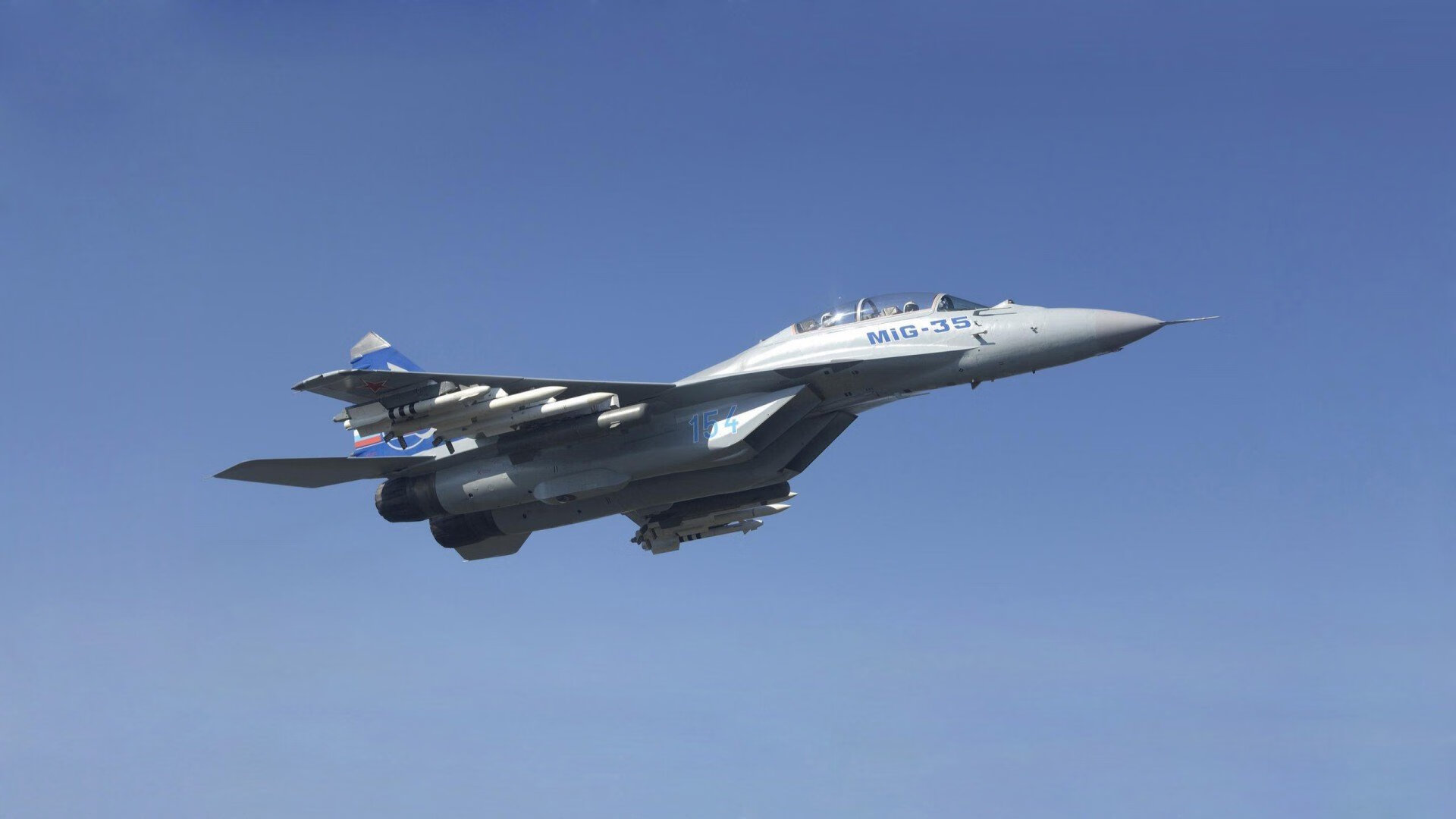 阴影处的晋级，当格纳布里闪烁时，伊朗的体系之光与英格兰的强权叙事