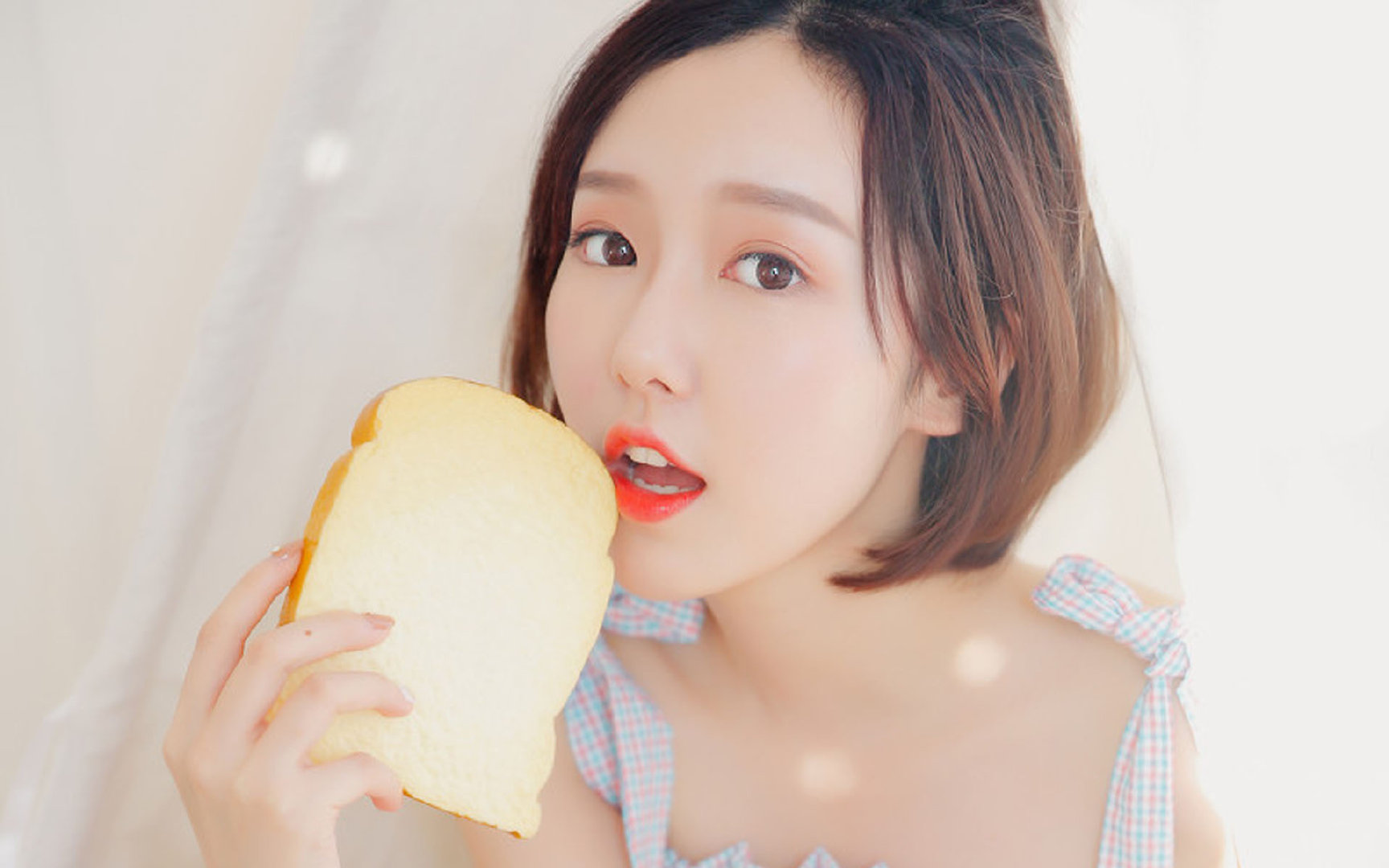 当北极光遇上樱花，美加墨世界杯焦点战中的唯一性悖论—芬兰大胜哥斯达黎加，久保建英的异乡光芒